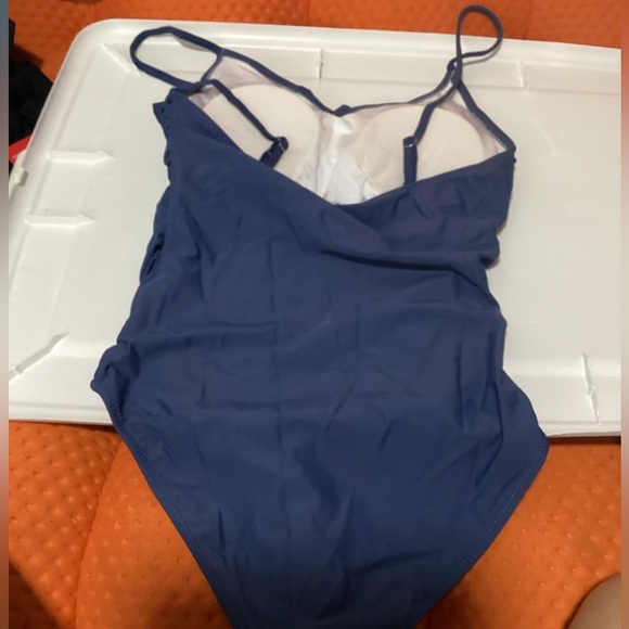 Women One Piece Swimsuit Tummy Control Bathing Suit Ruffled V‎ Neck Swimwear NWT - Picture 2 of 2